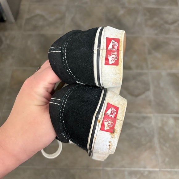 Vans Black and White Women's Sneakers - Picture 4 of 8